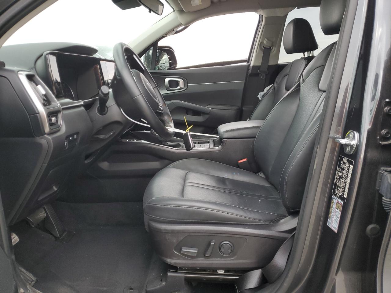 2022 Kia Sorento - Image 7