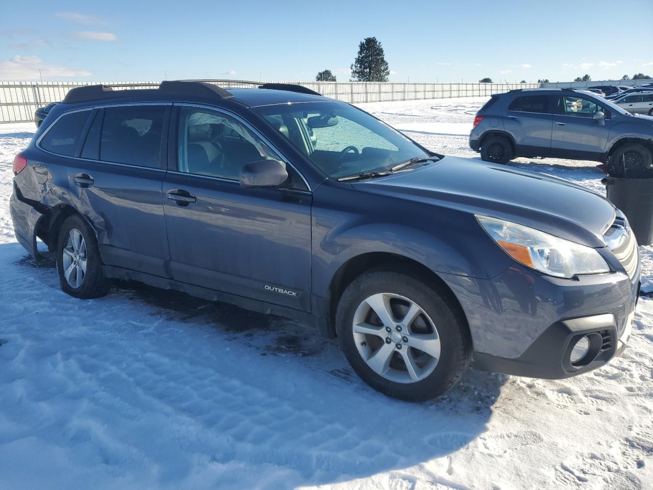 2014 Subaru Outback - Image 4