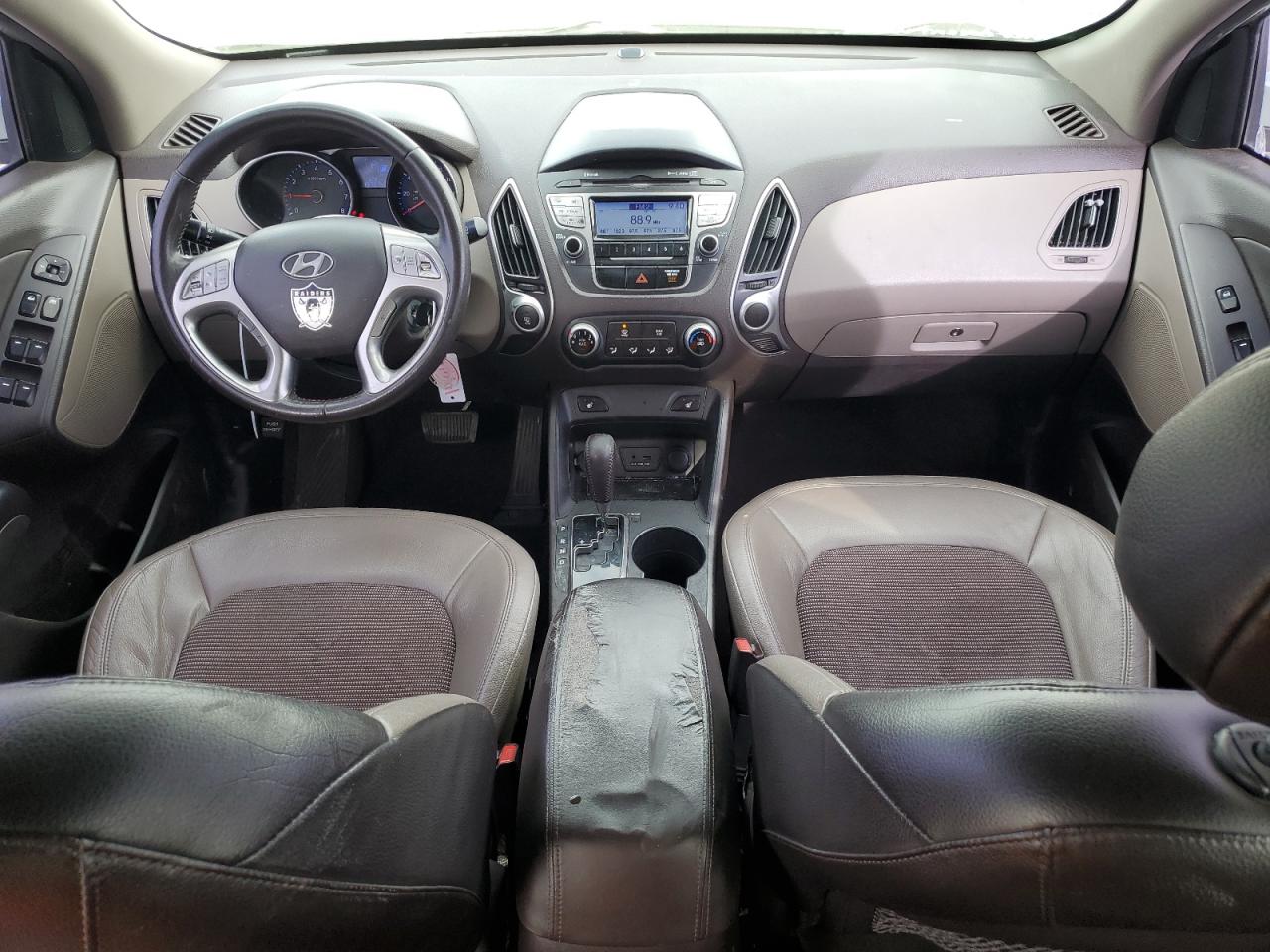 2011 Hyundai Tucson - Image 8