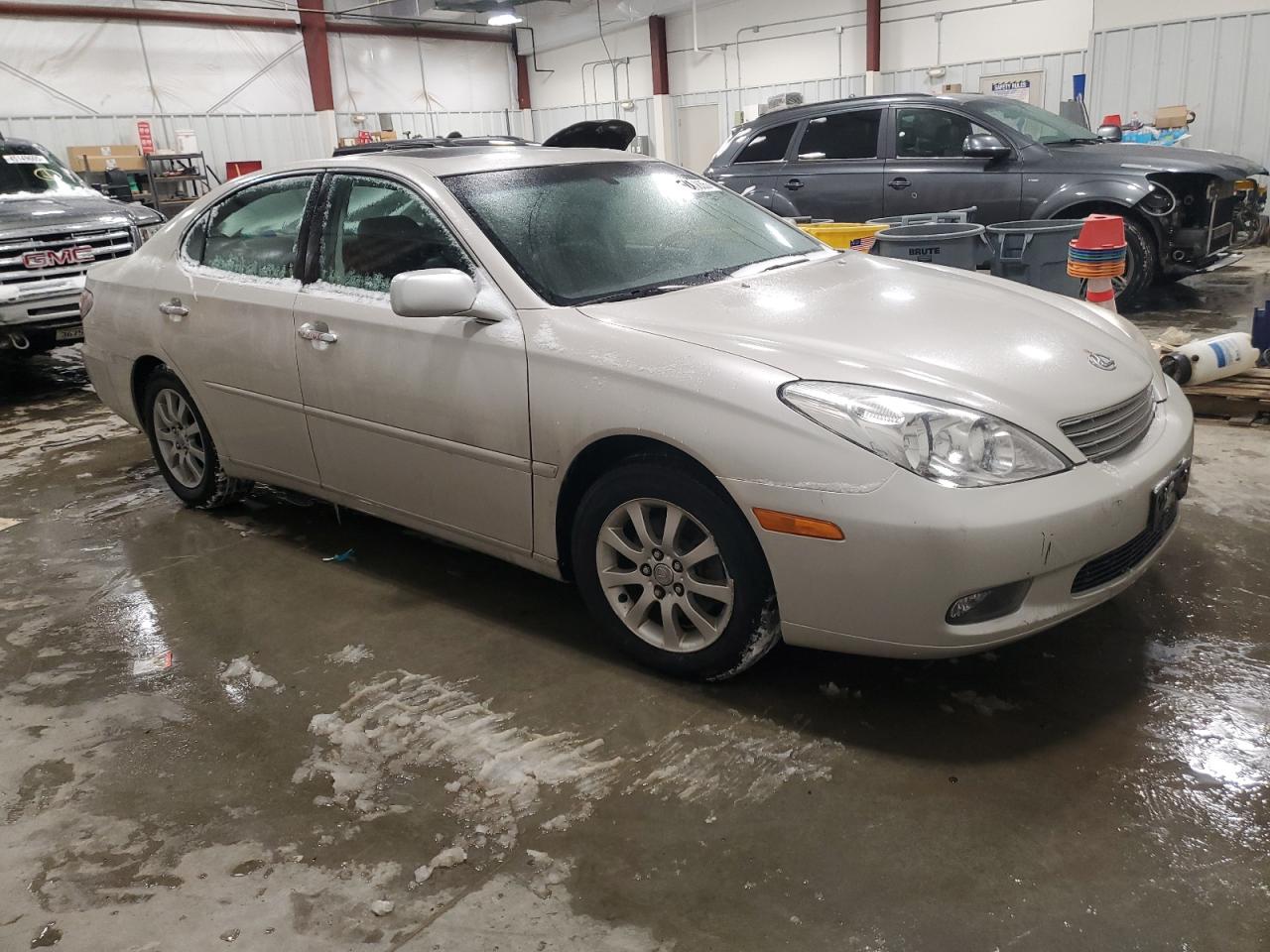 2003 Lexus ES - Image 4