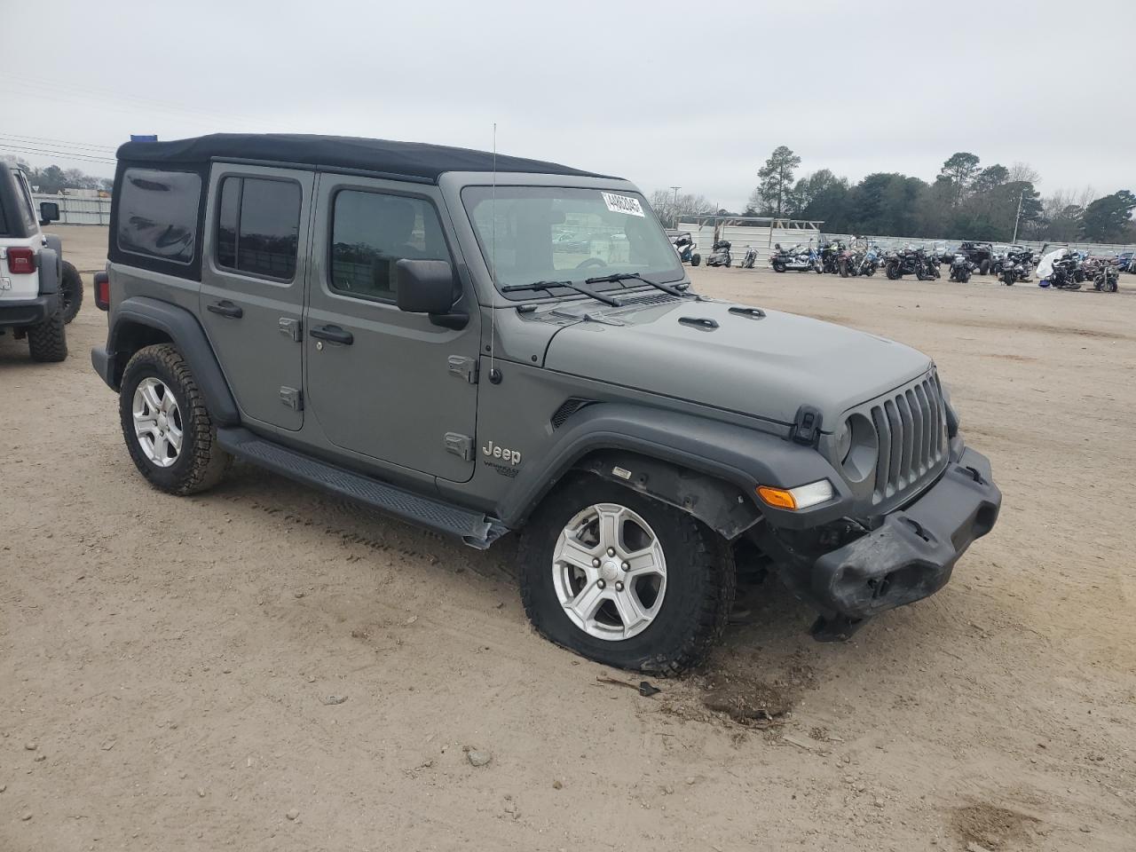 2018 Jeep Wrangler - Image 4