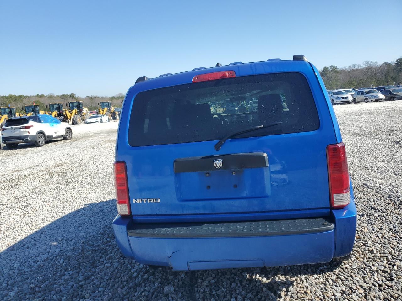 2008 Dodge Nitro - Image 6