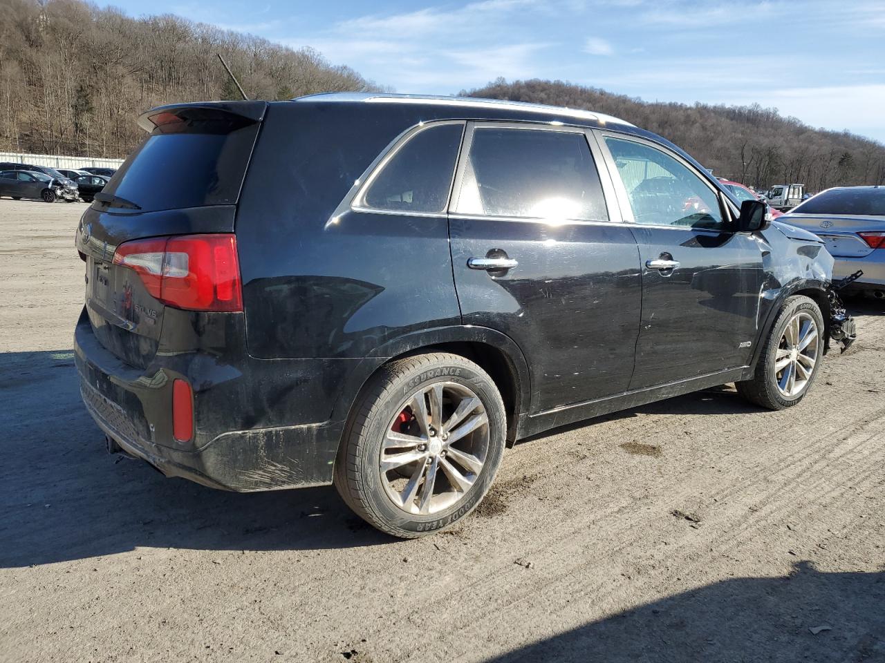 2014 Kia Sorento - Image 3