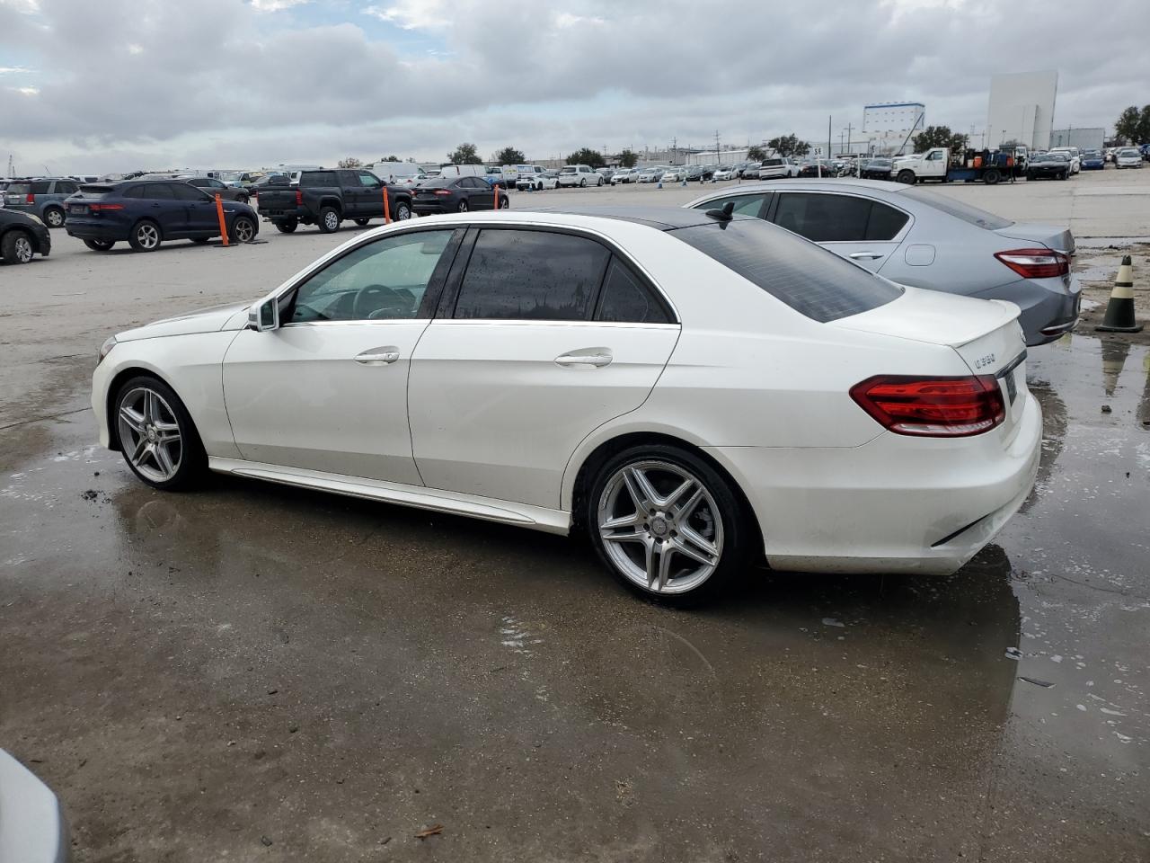 2014 Mercedes-Benz E-klasse - Image 2