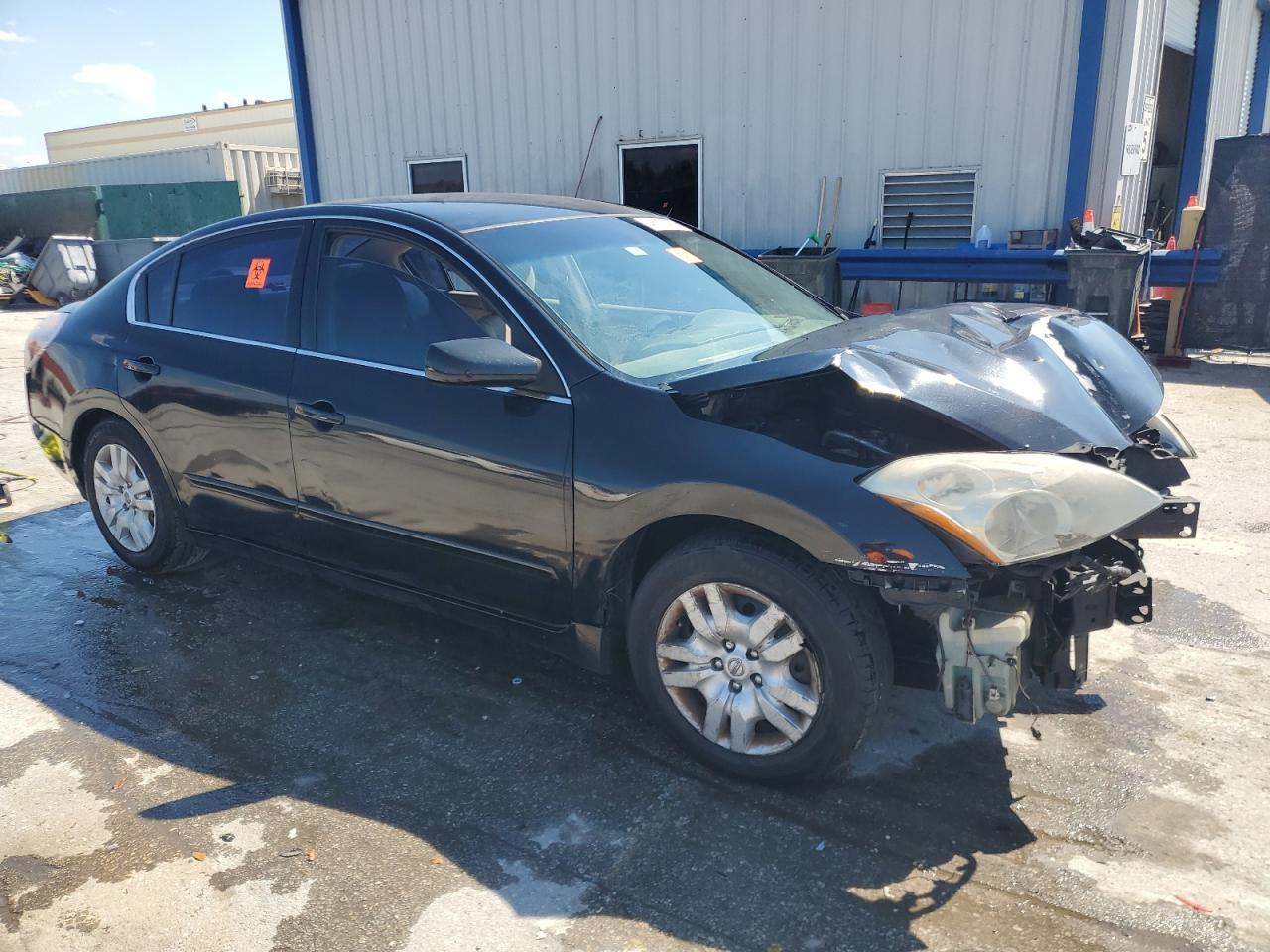 2010 Nissan Altima - Image 4