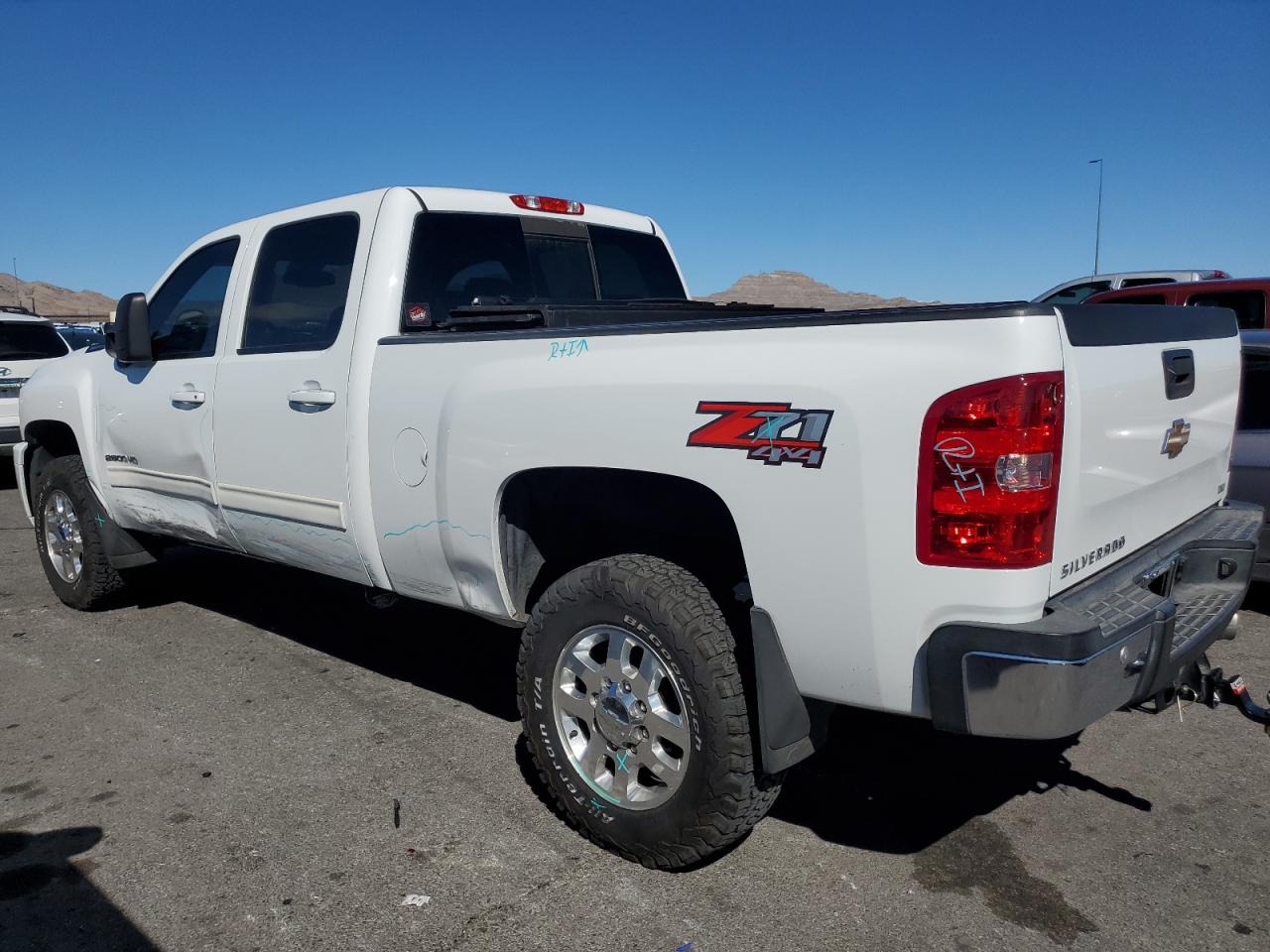 2013 Chevrolet Silverado - Image 2