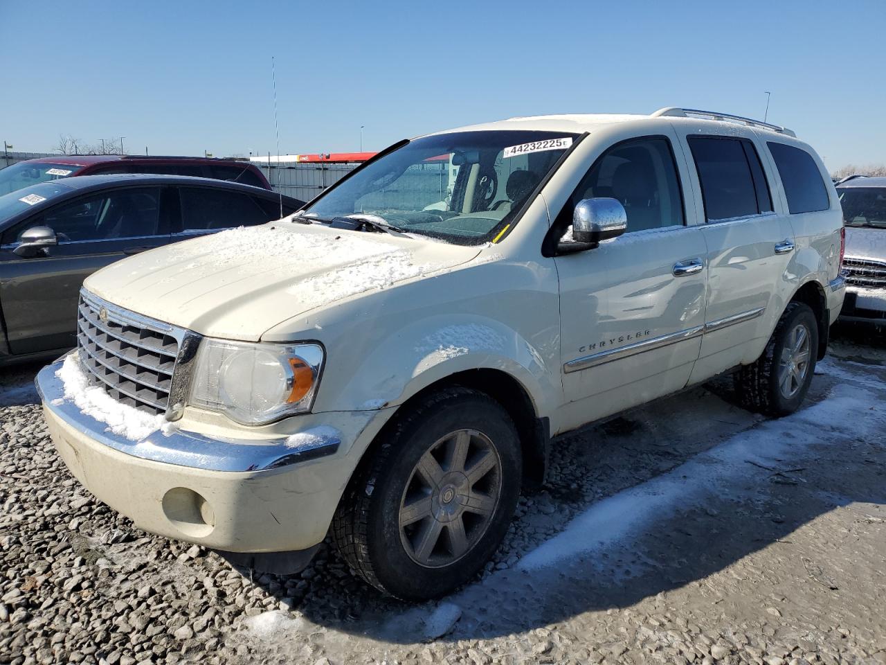 2009 Chrysler Aspen - Image 1