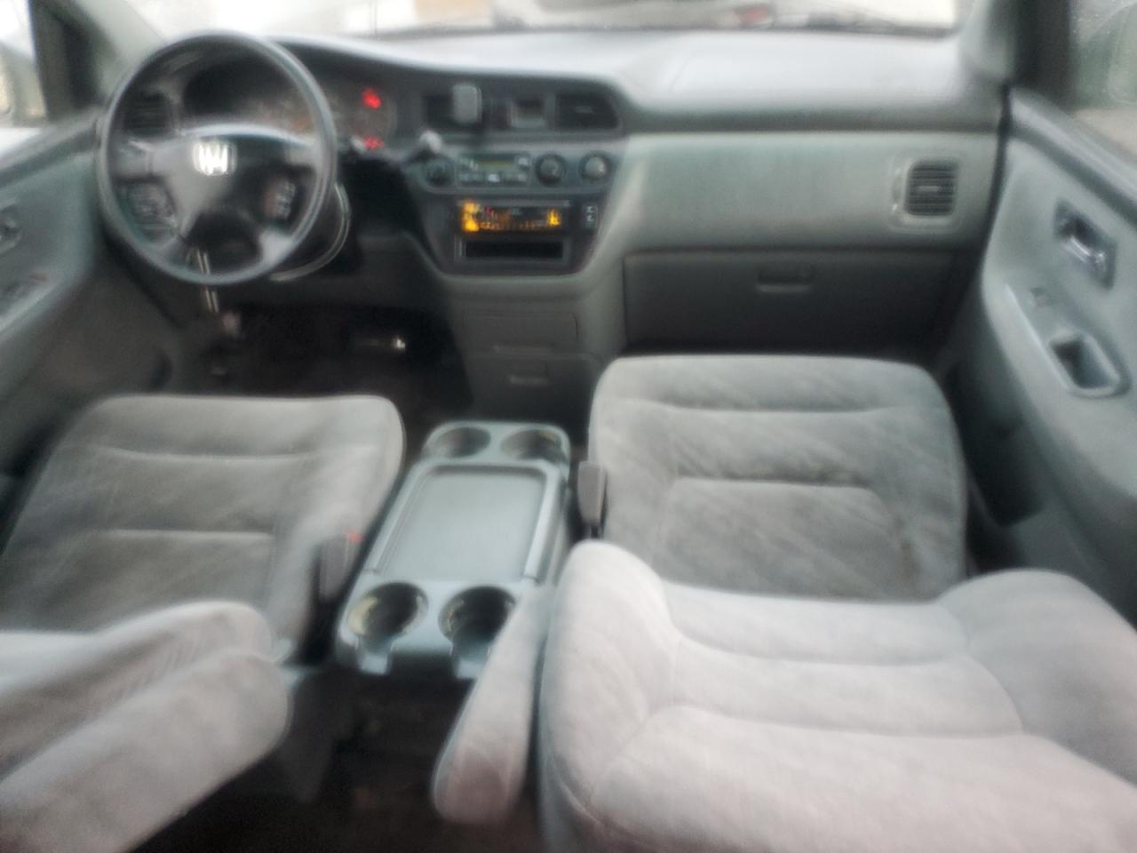 2002 Honda Odyssey - Image 8