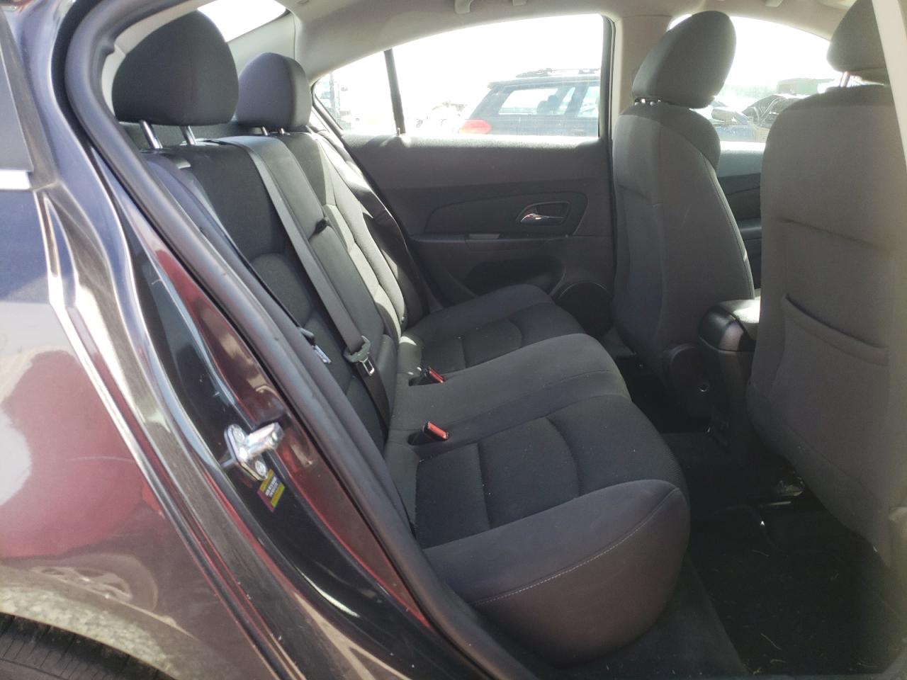 2015 Chevrolet Cruze - Image 10