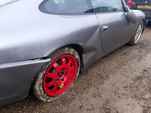 2001 PORSCHE  
