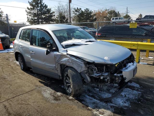 Паркетники VOLKSWAGEN TIGUAN 2017 Серебристый