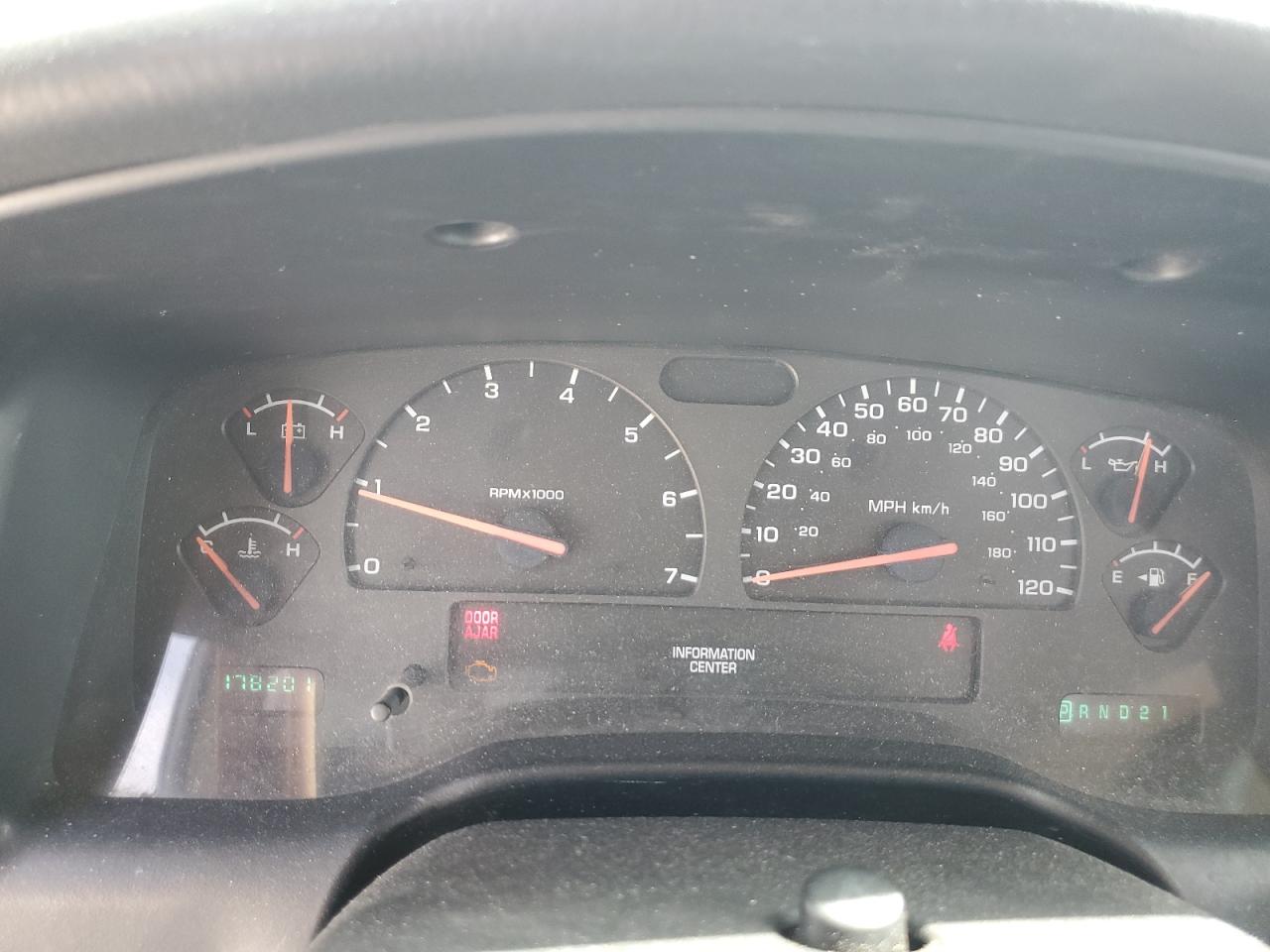 2002 Dodge Dakota - Image 9