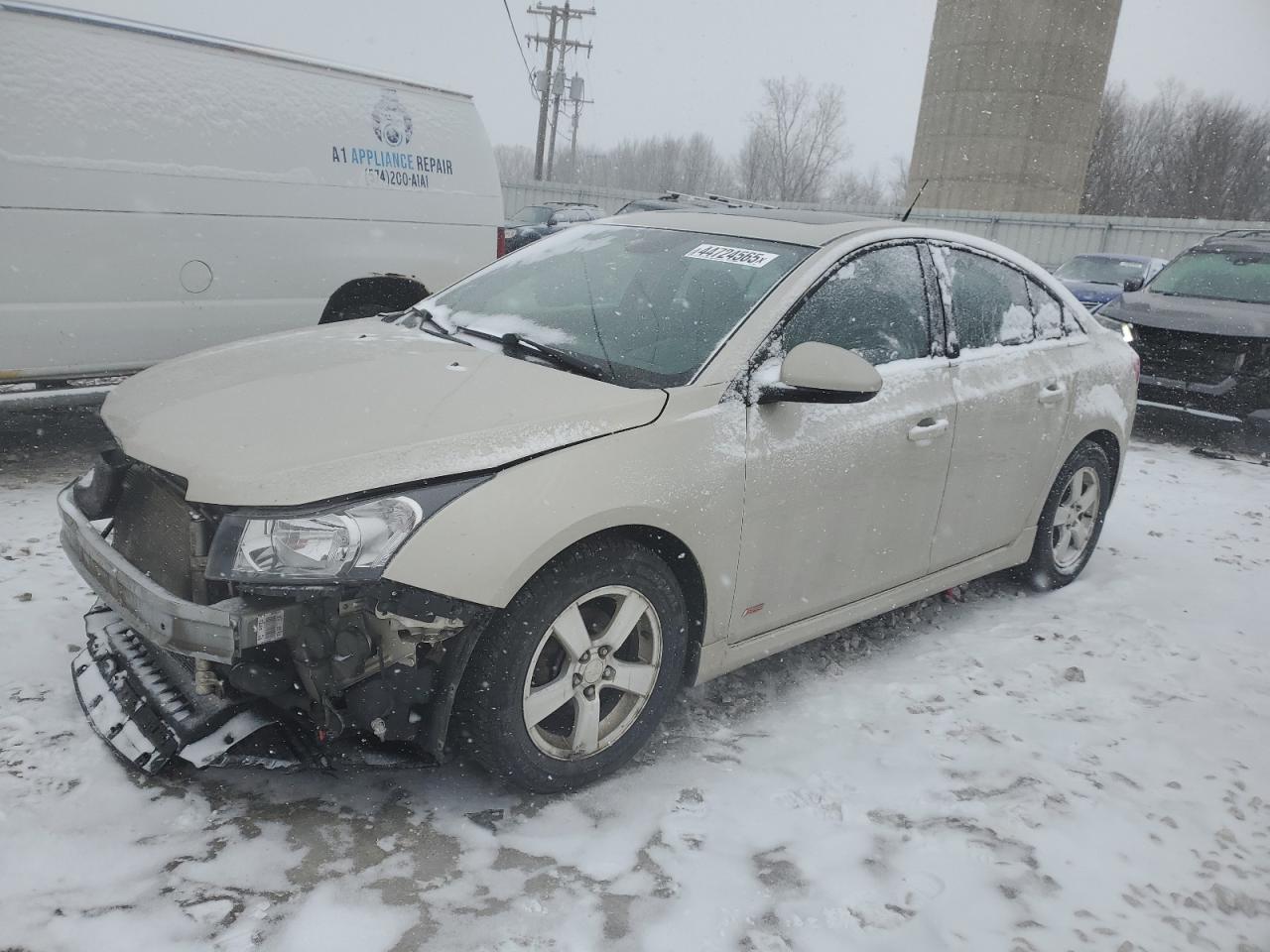 2013 Chevrolet Cruze - Image 1