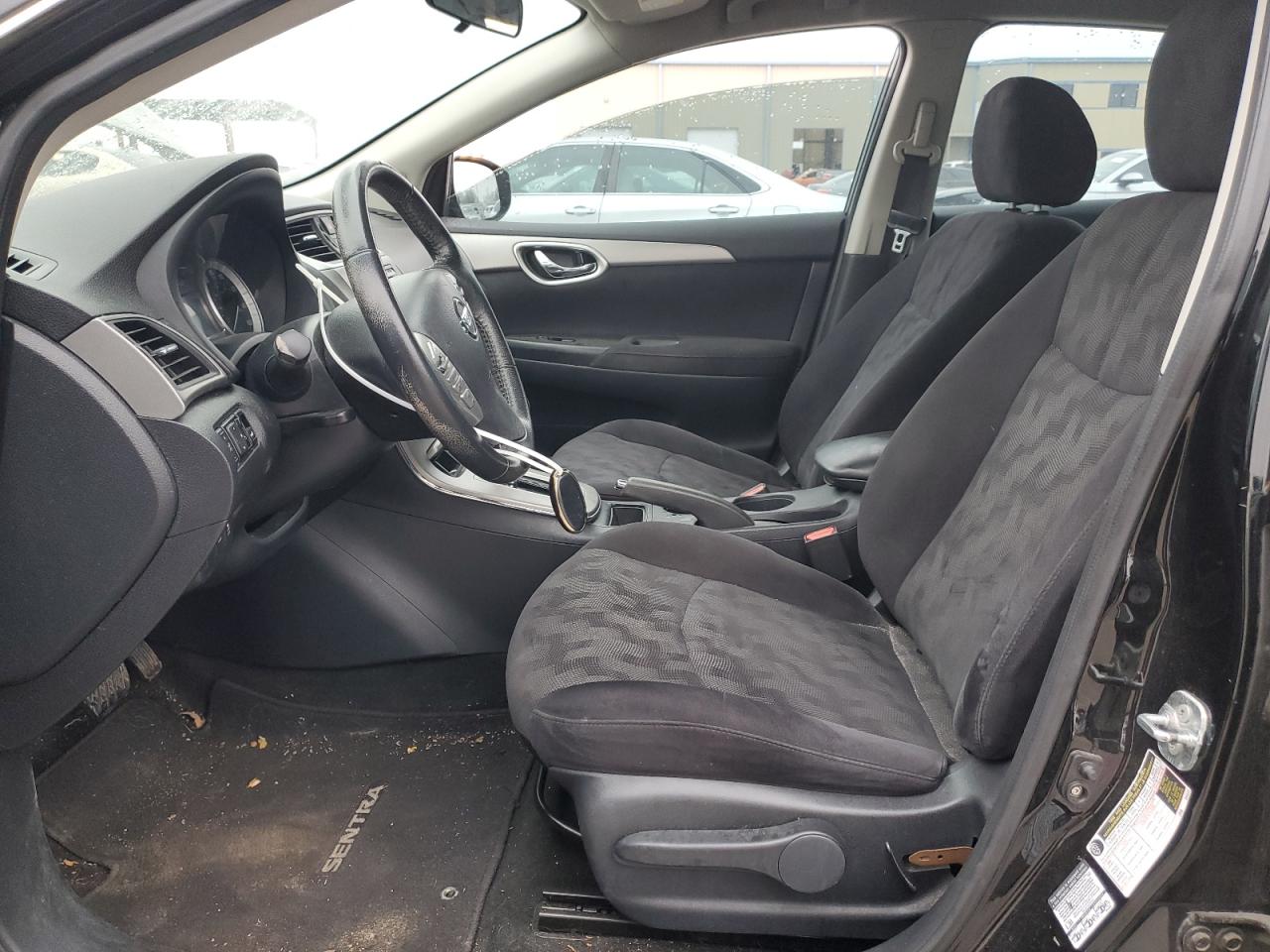 2013 Nissan Sentra - Image 7