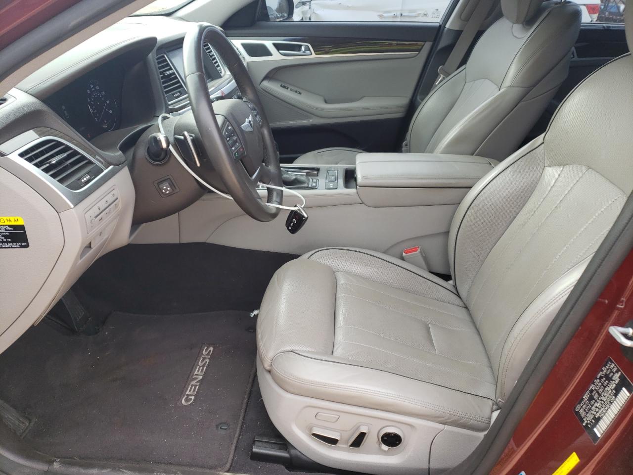2015 Hyundai Genesis - Image 7