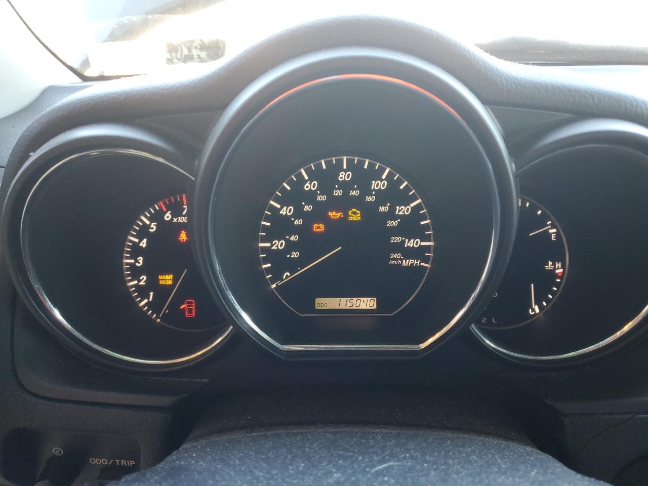 2004 Lexus RX - Image 9