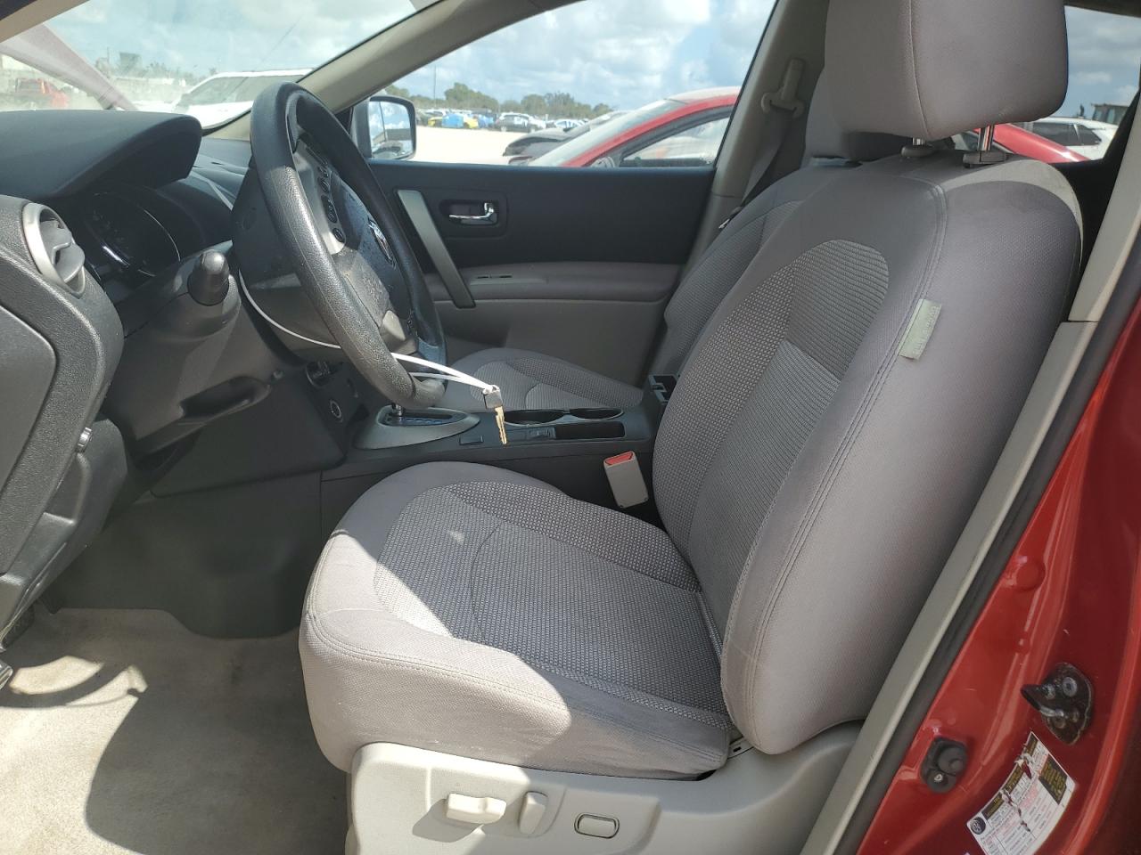 2012 Nissan Rogue - Image 8
