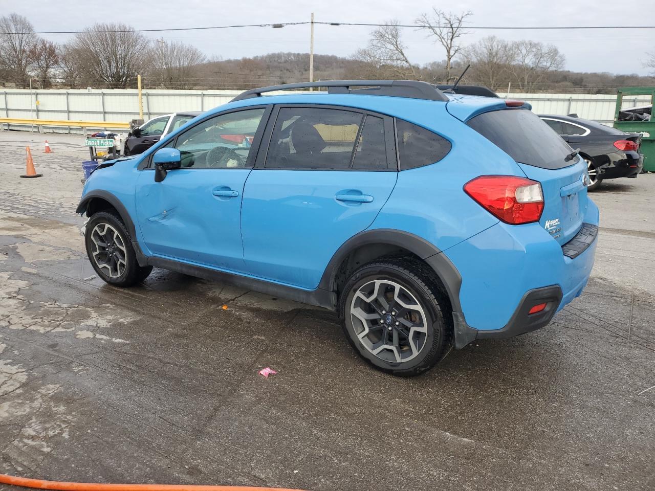 2016 Subaru XV - Image 2