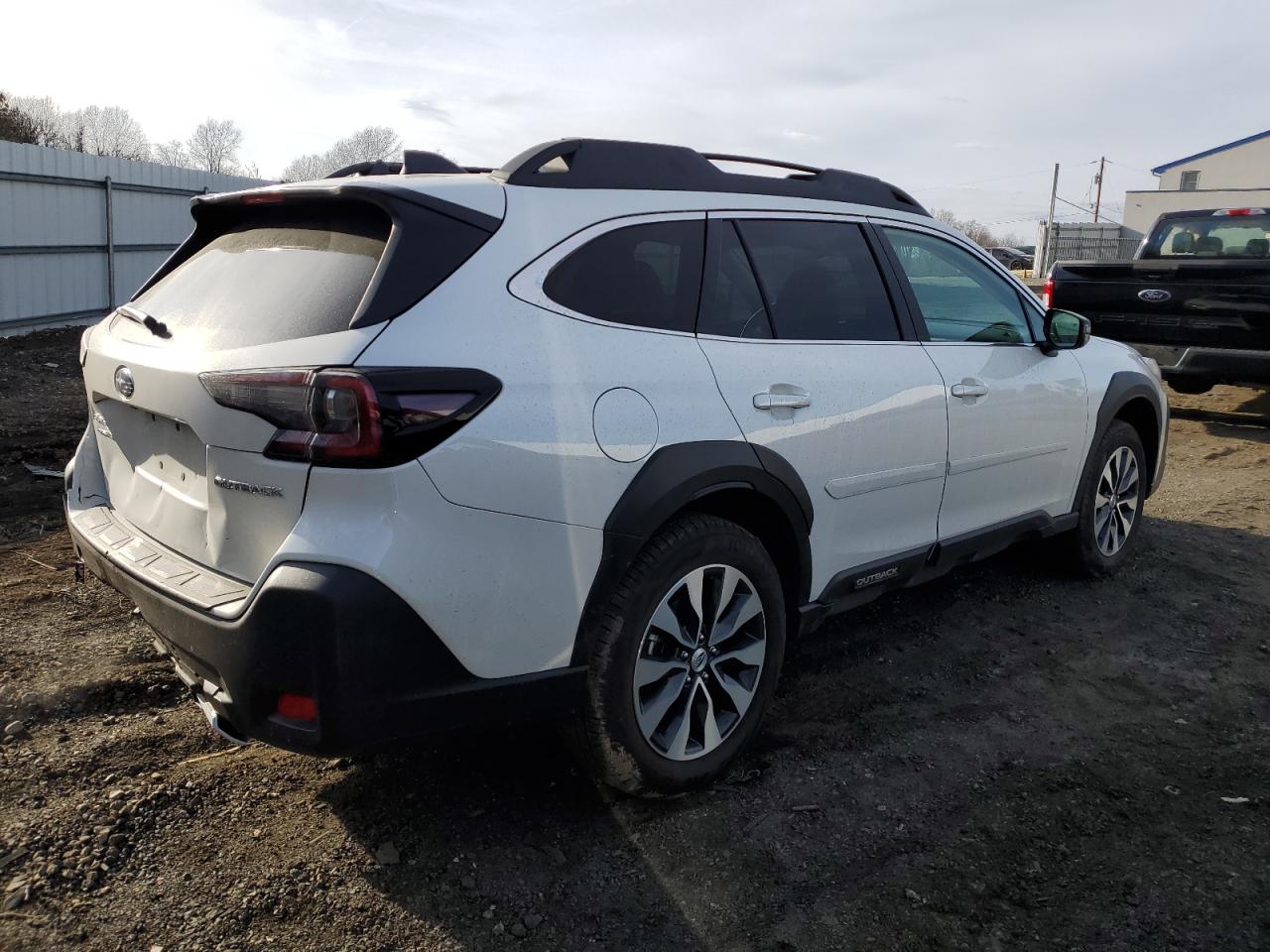 2024 Subaru Outback - Image 3
