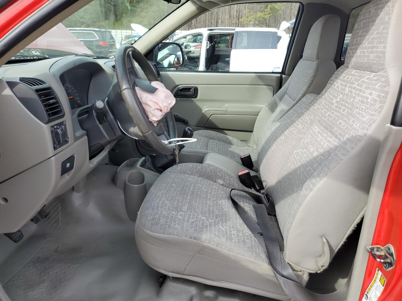 2005 GMC Canyon - Image 7
