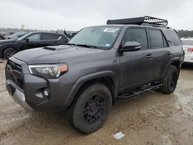 2023 Toyota 4Runner Se