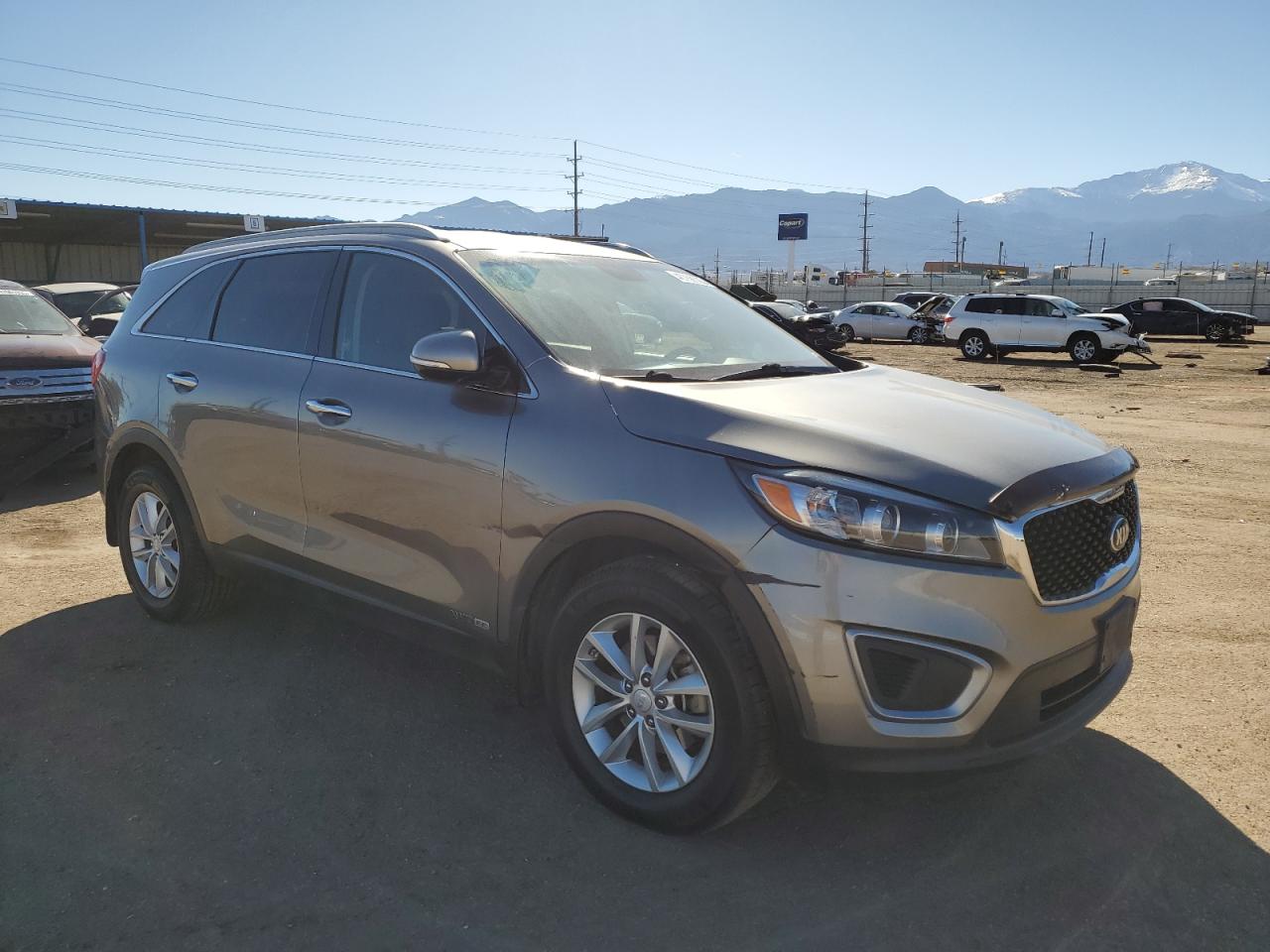 2017 Kia Sorento - Image 4