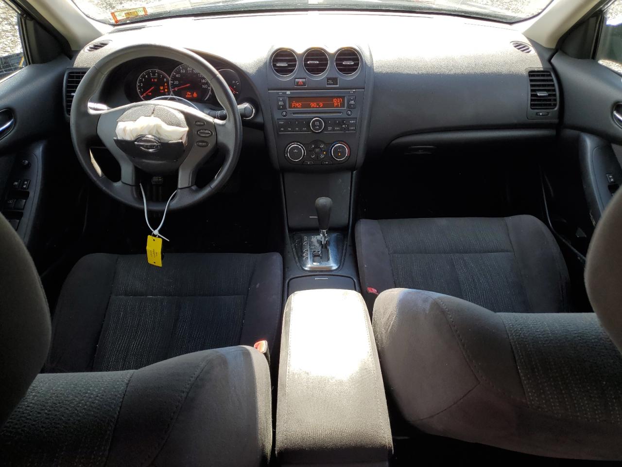 2012 Nissan Altima - Image 8