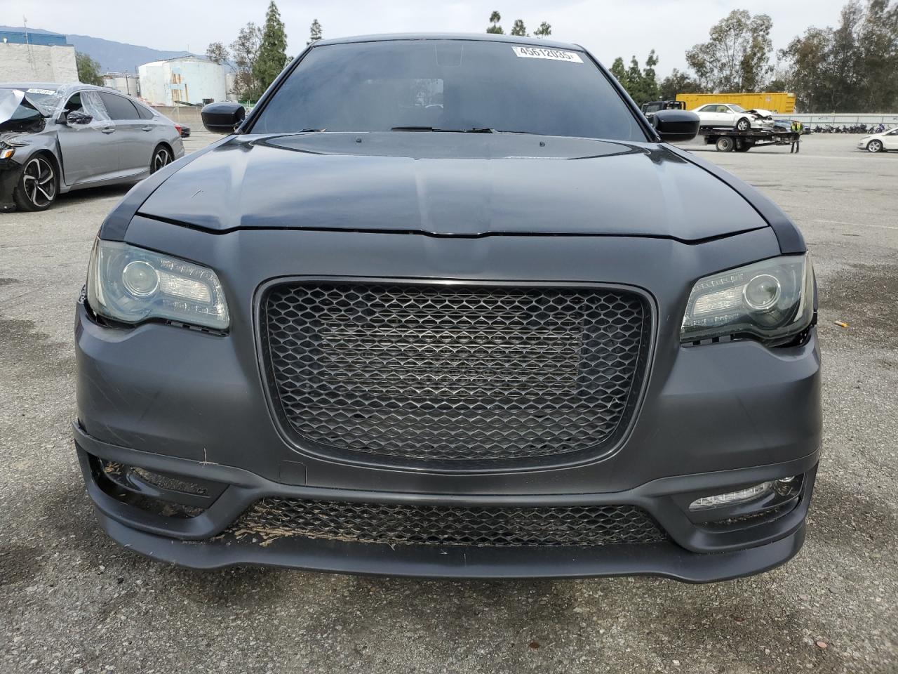 2015 Chrysler 300 - Image 5