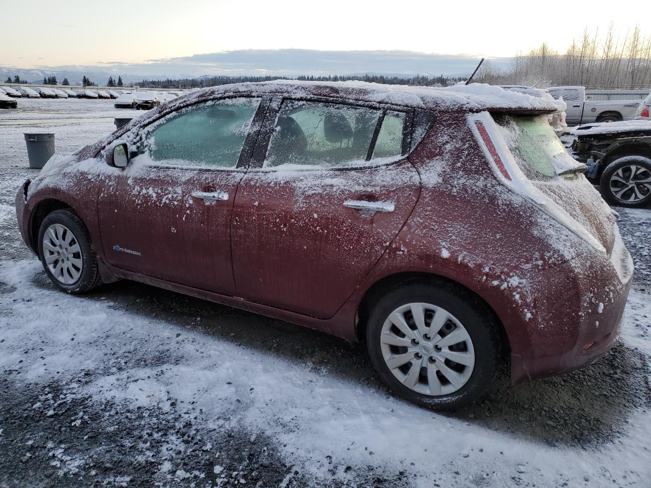 2016 Nissan Leaf - Image 2