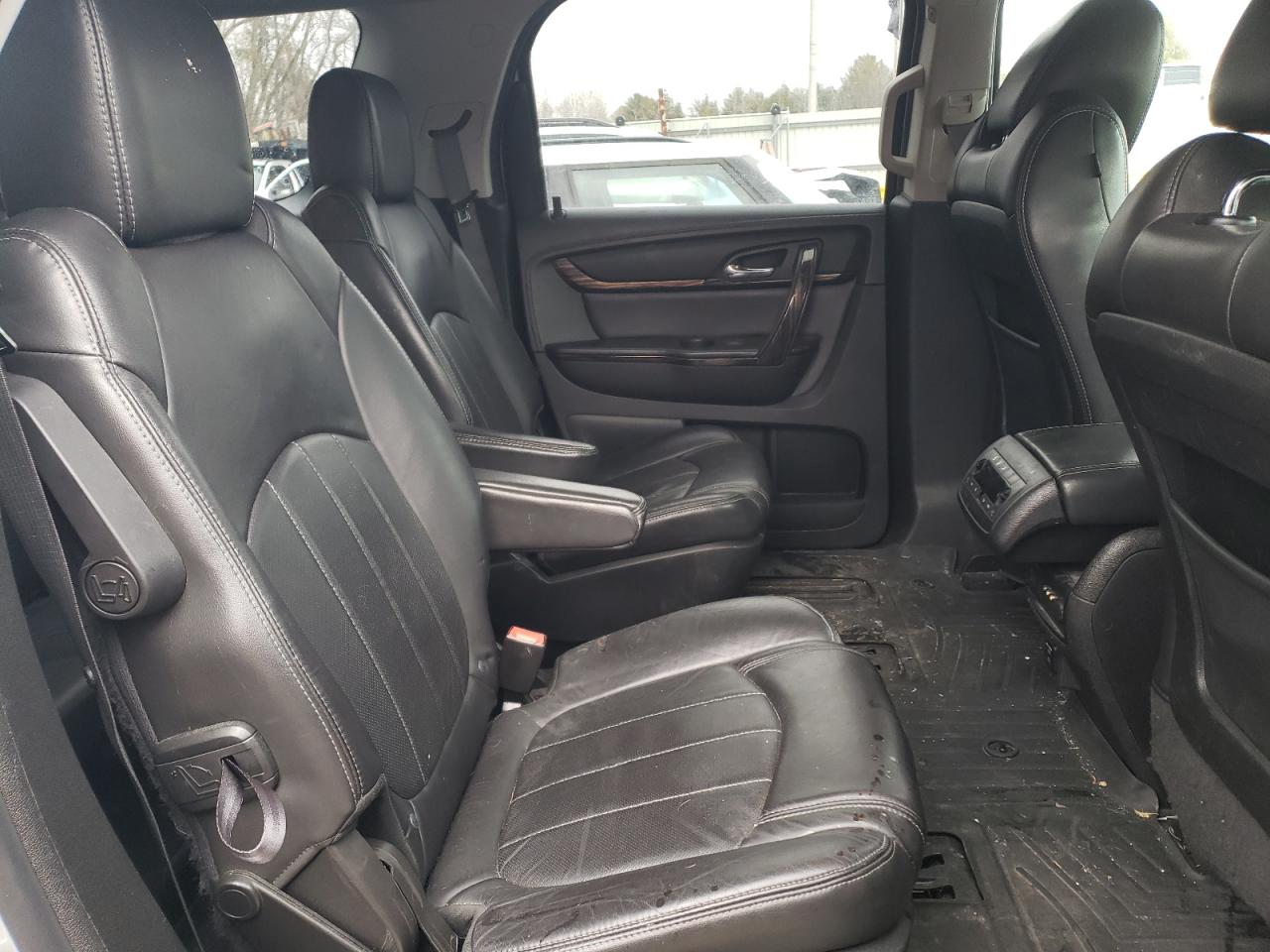 2014 GMC Acadia - Image 11