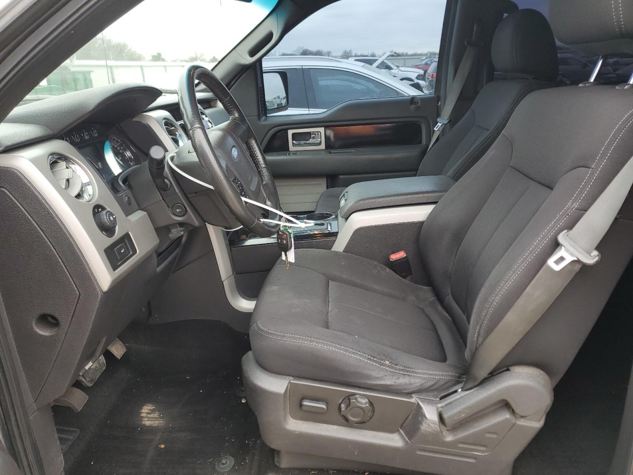 2011 Ford F-150 - Image 7