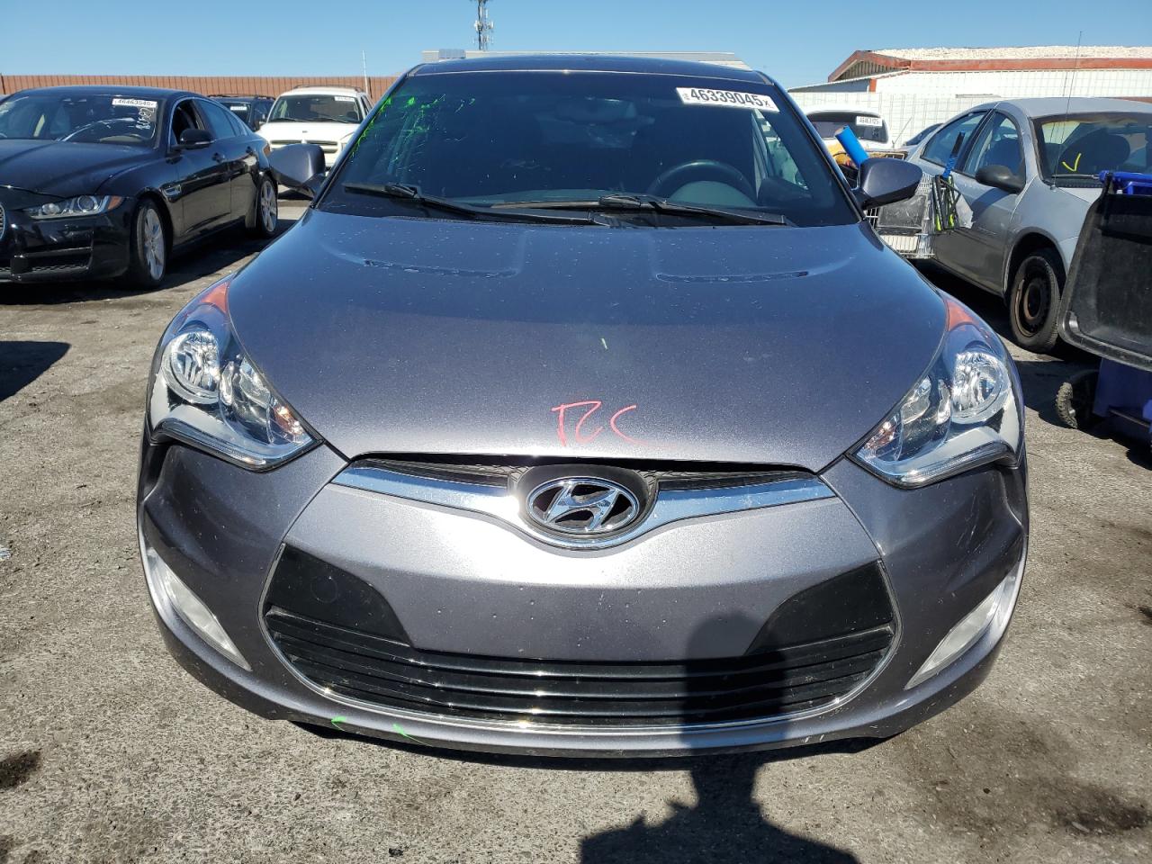 2017 Hyundai Veloster - Image 5