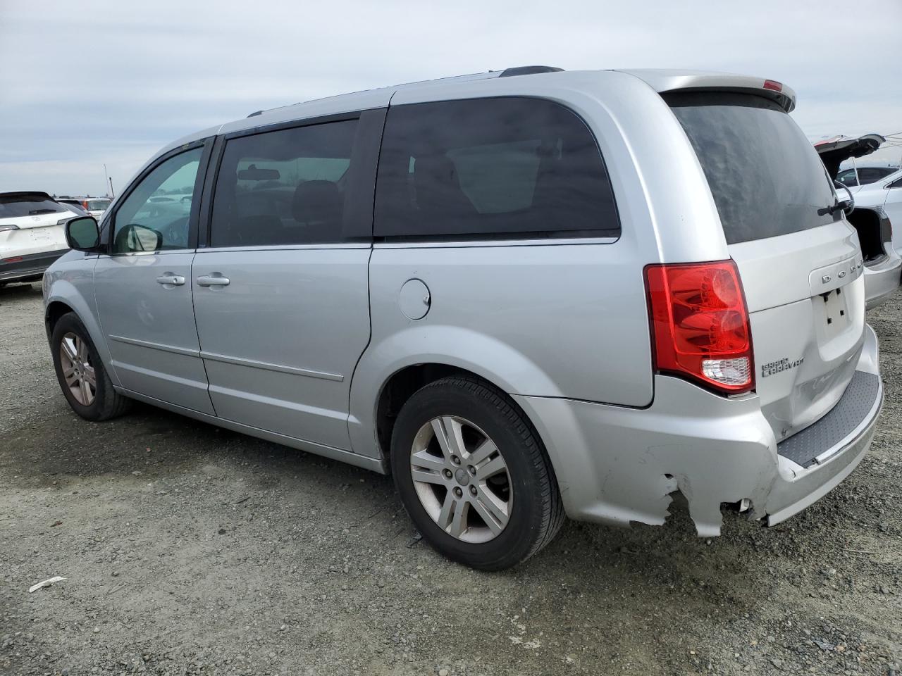 2011 Dodge Caravan - Image 2