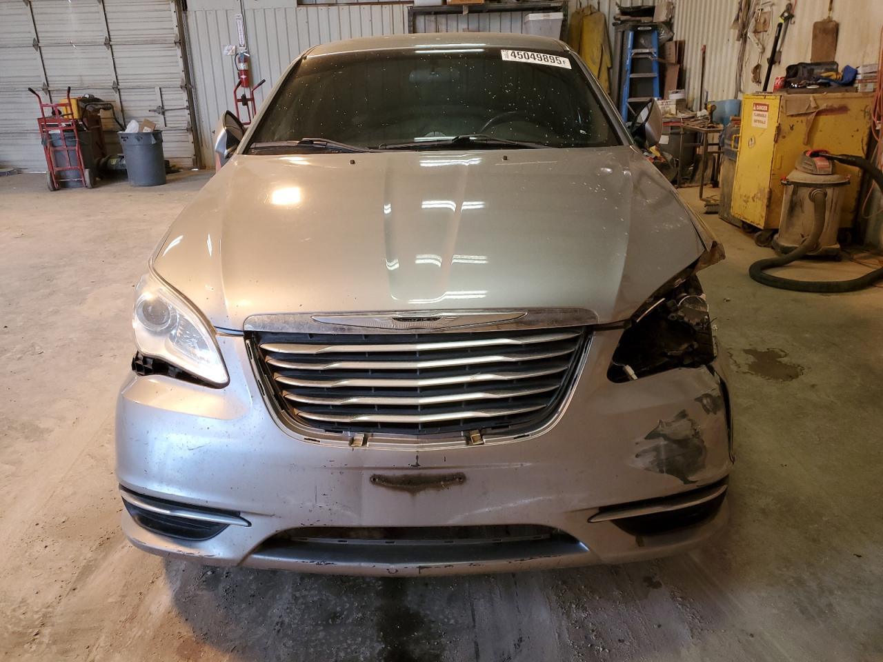 2013 Chrysler 200 - Image 5
