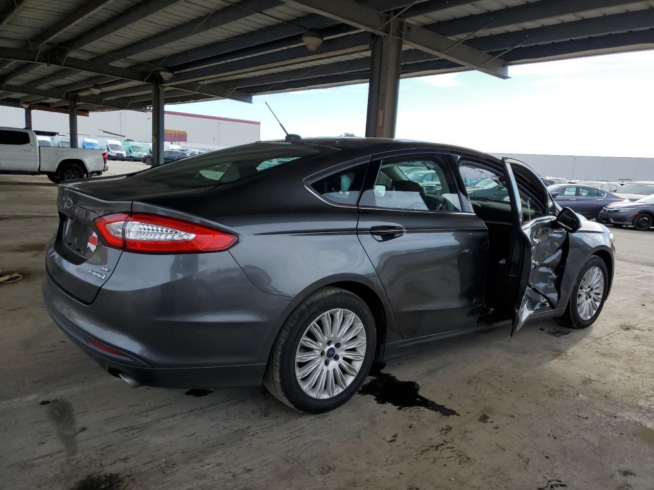 2015 Ford Fusion - Image 3