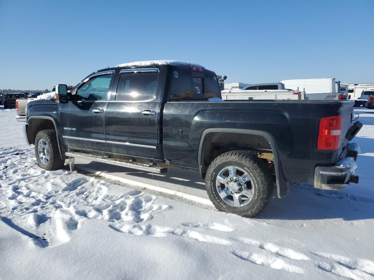 2019 GMC Sierra - Image 2