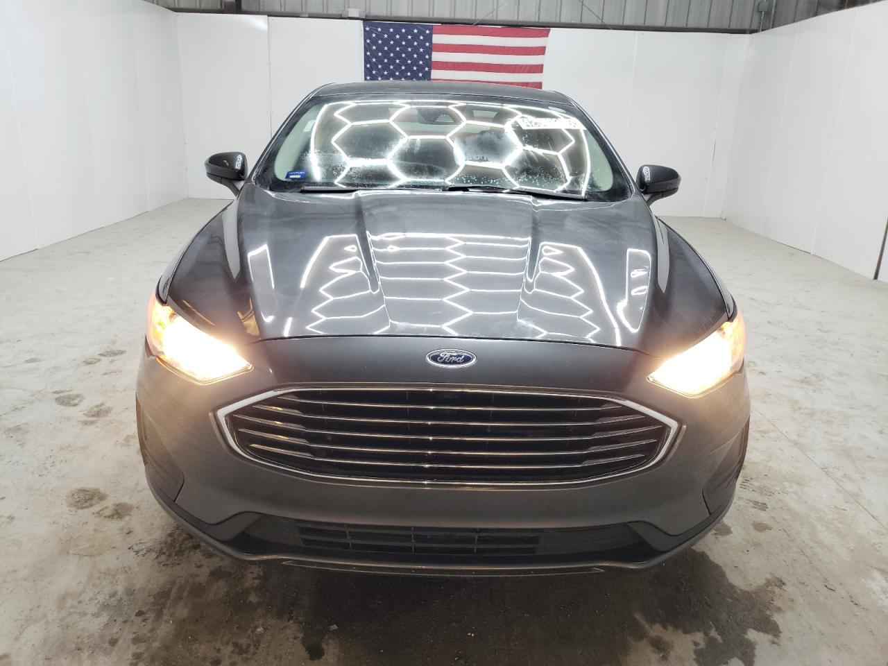 2019 Ford Fusion - Image 5