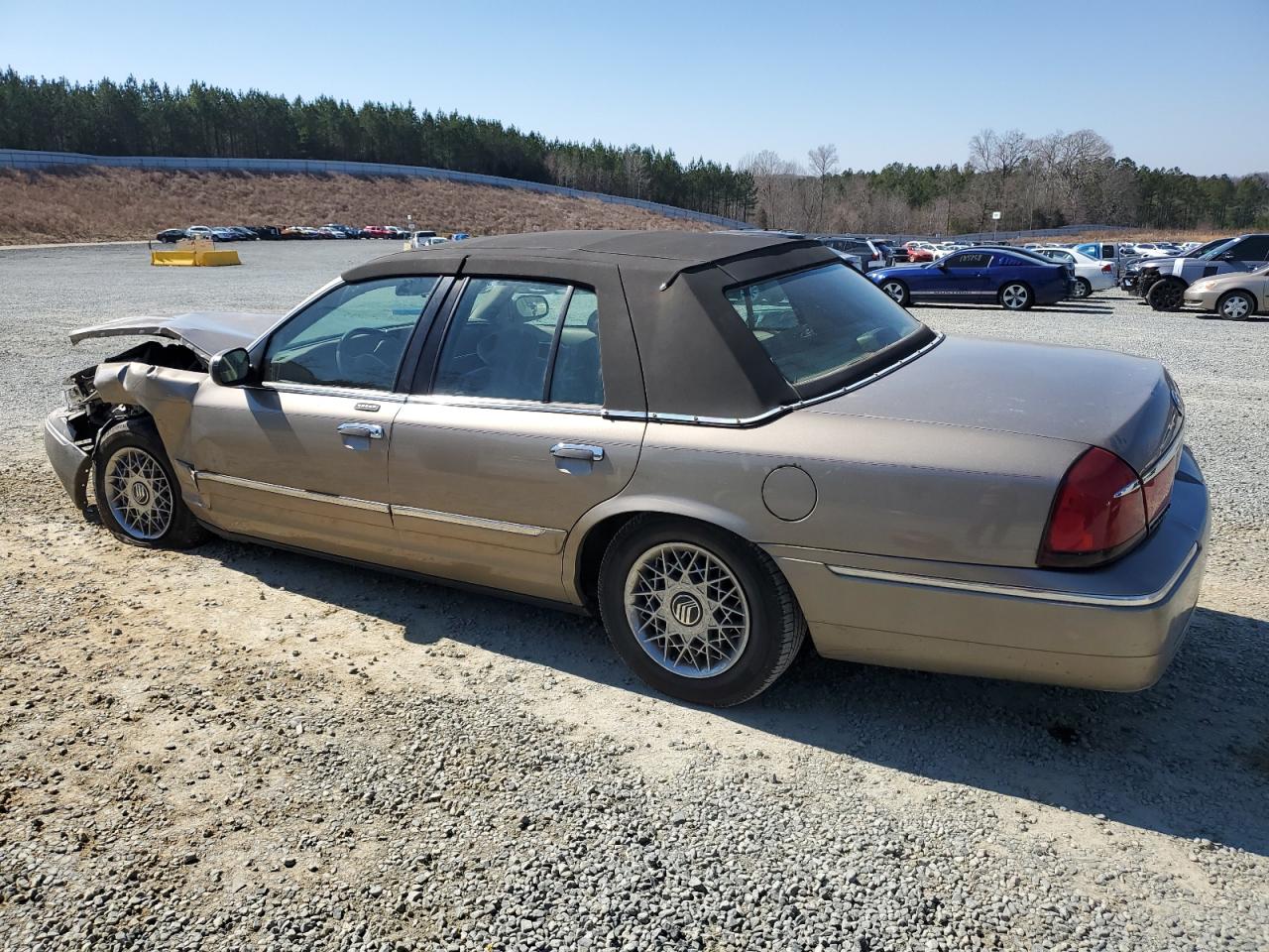 2002 Mercury Grand Marquis - Image 2