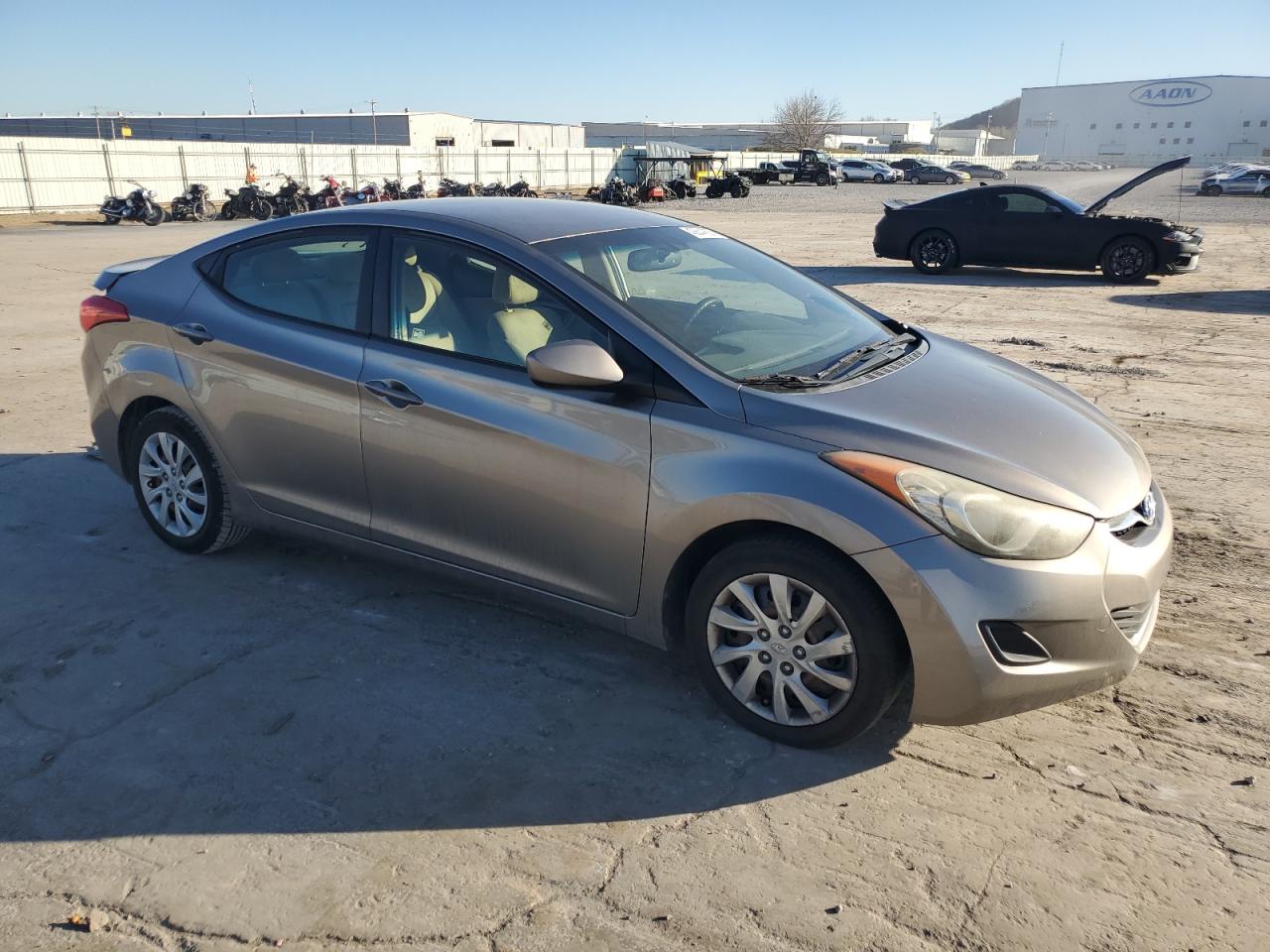 2012 Hyundai Elantra - Image 4