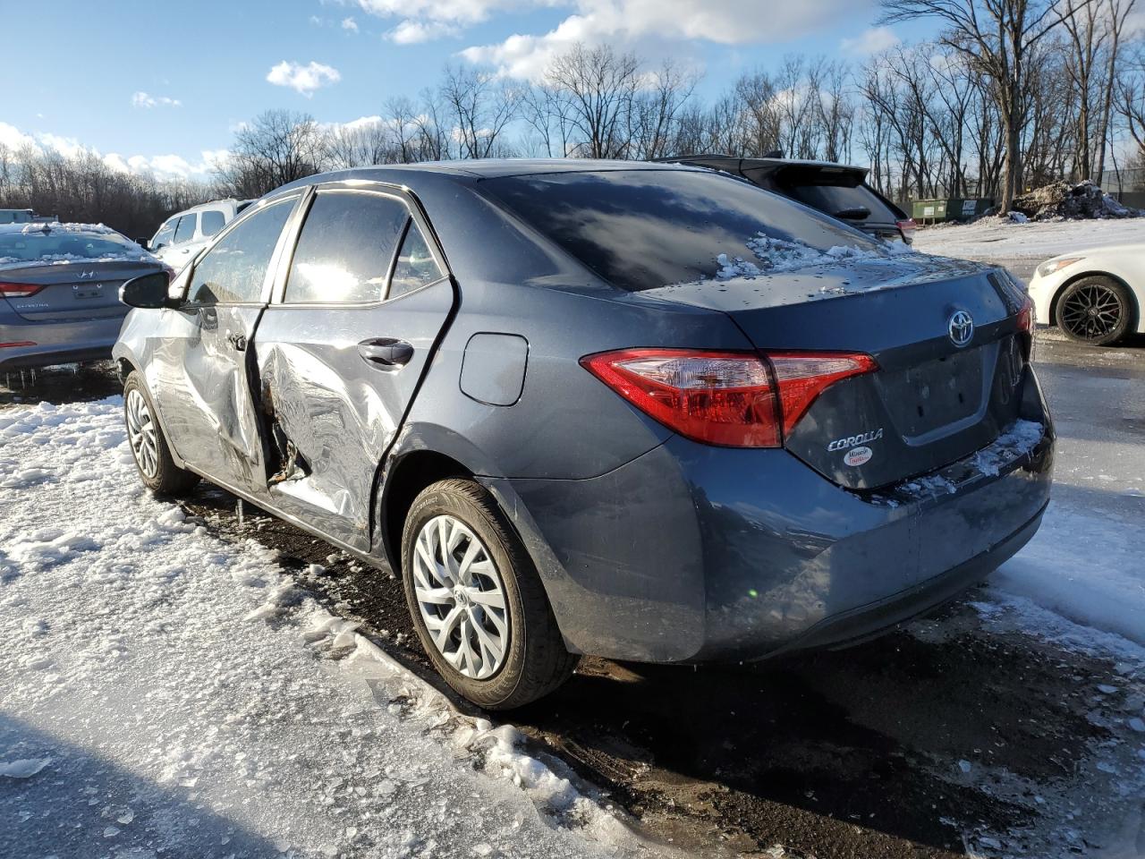 2018 Toyota Corolla - Image 2