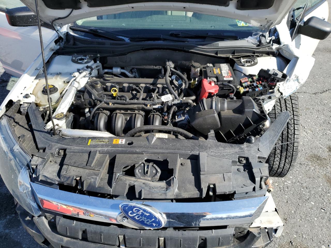 2011 Ford Fusion - Image 12
