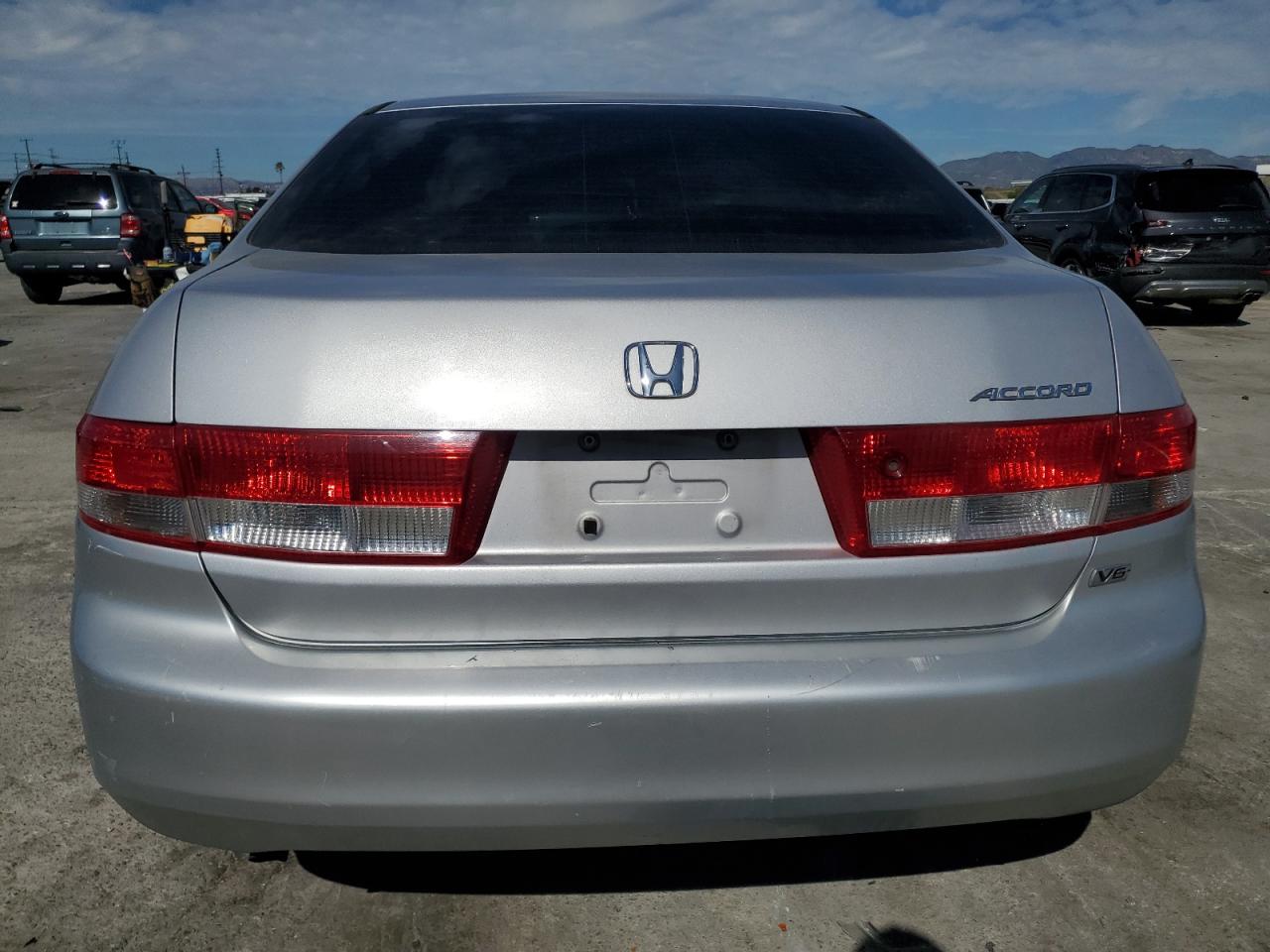 2003 Honda Accord - Image 6