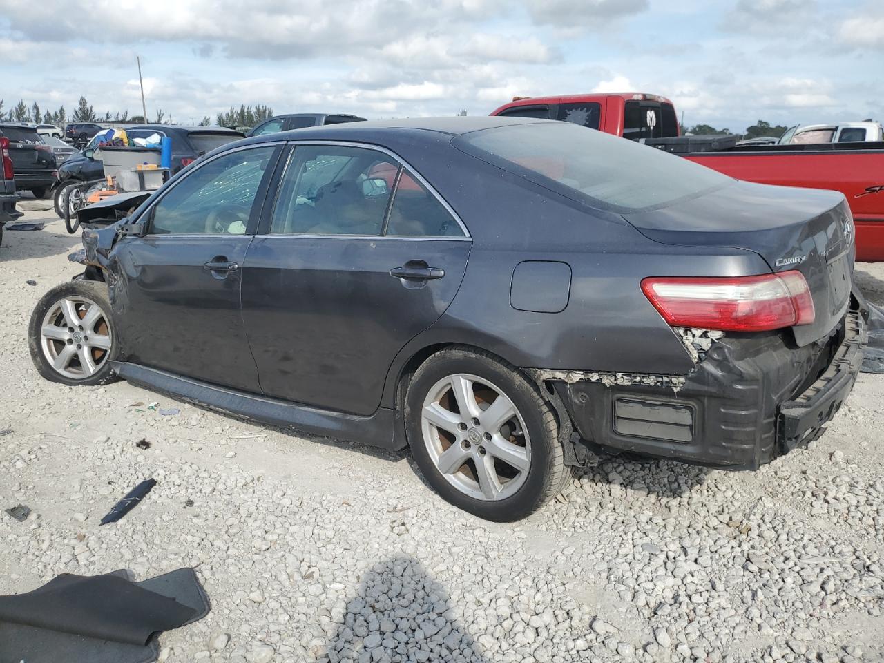 2009 Toyota Camry - Image 2