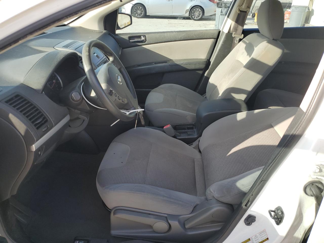 2011 Nissan Sentra - Image 7