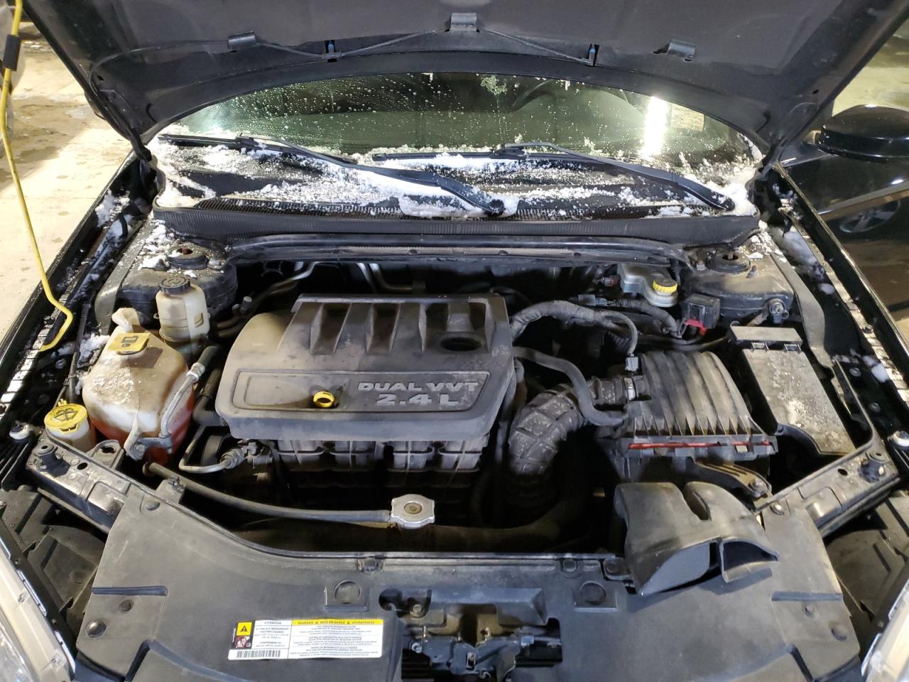2011 Chrysler 200 - Image 11