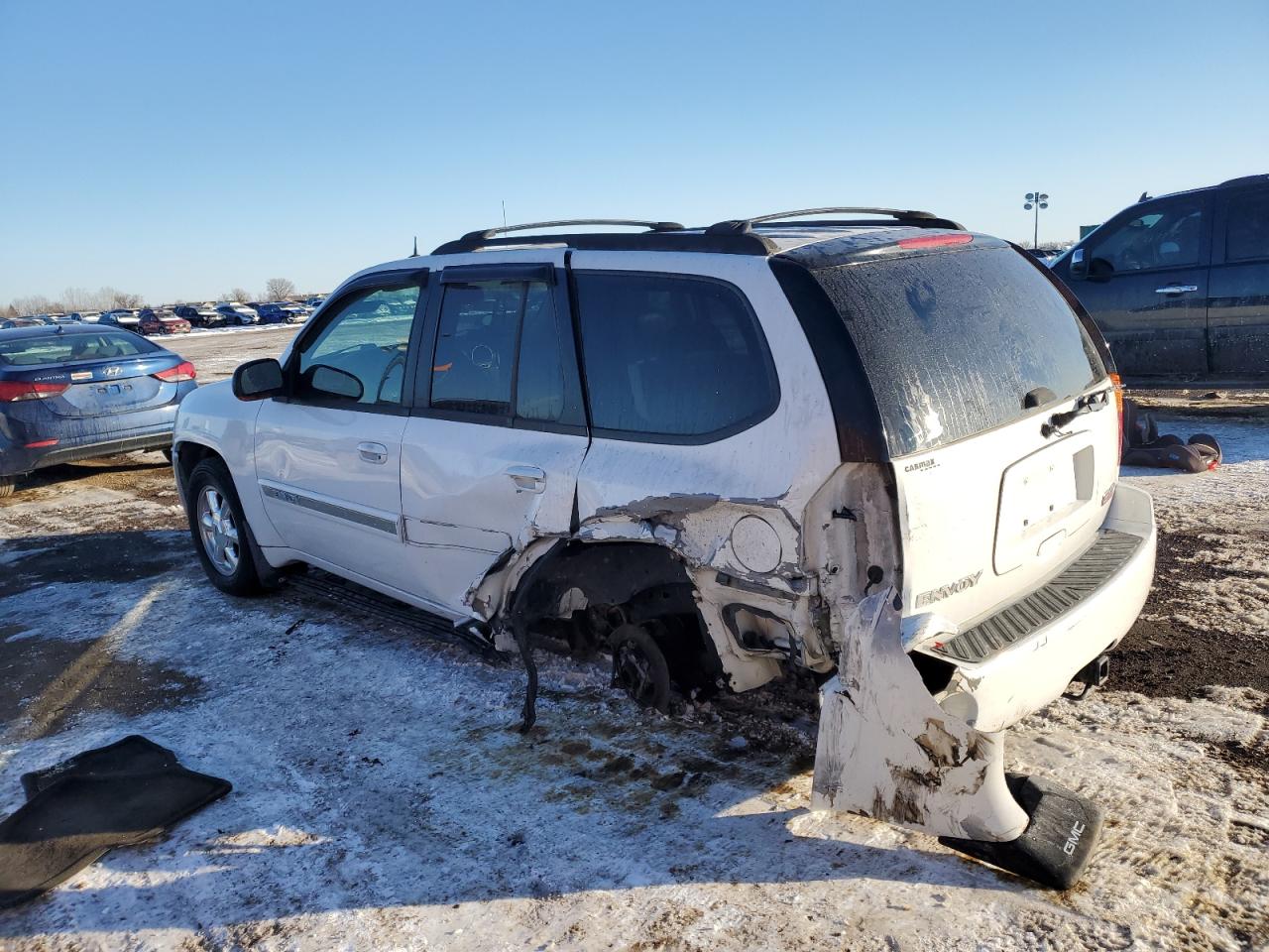 2005 GMC Envoy - Image 2
