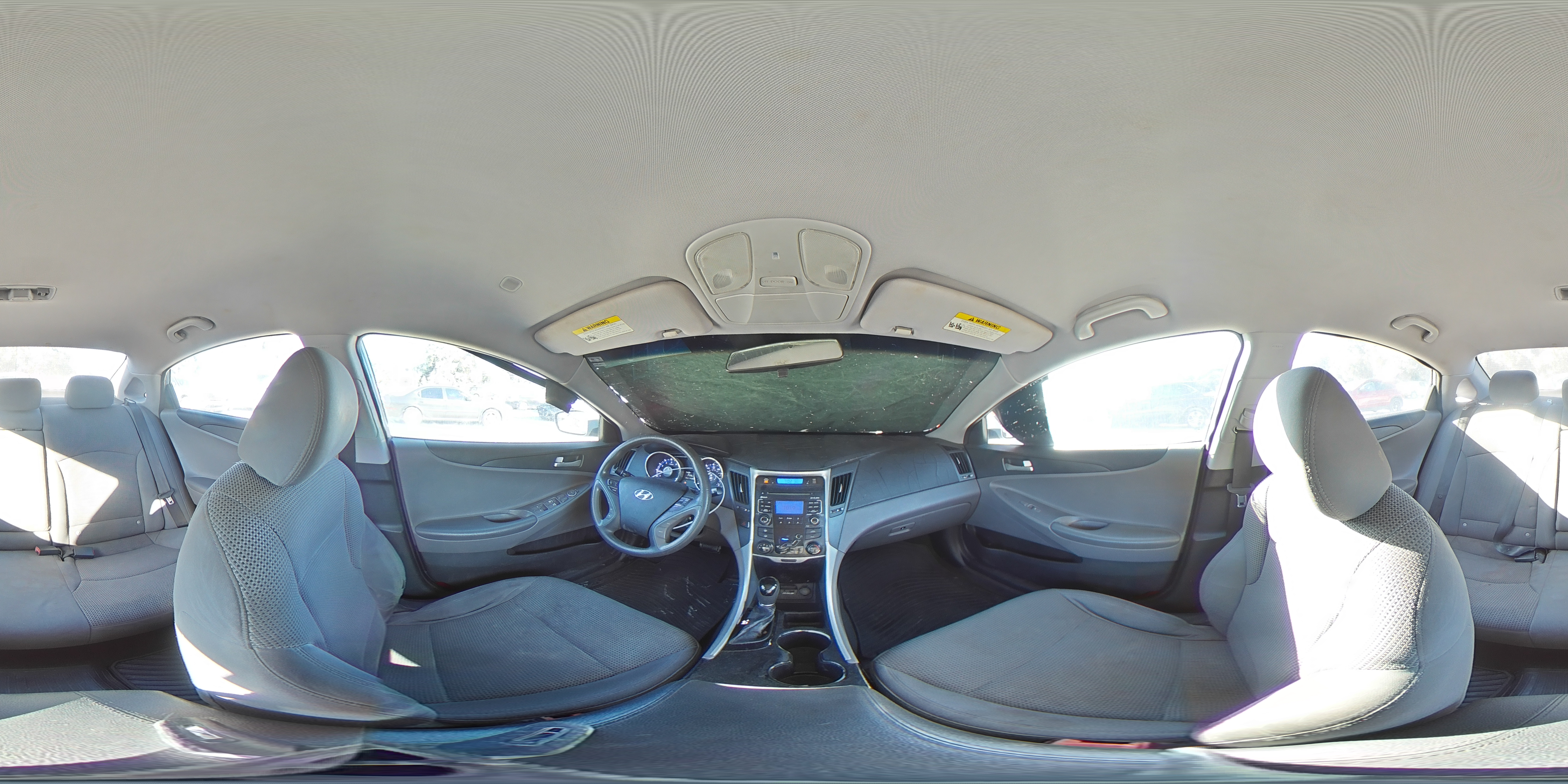 2011 Hyundai Sonata - Image 13
