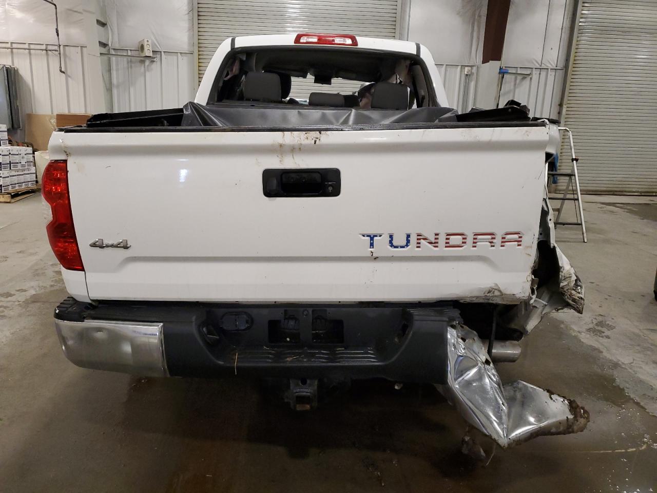 2016 Toyota Tundra - Image 6