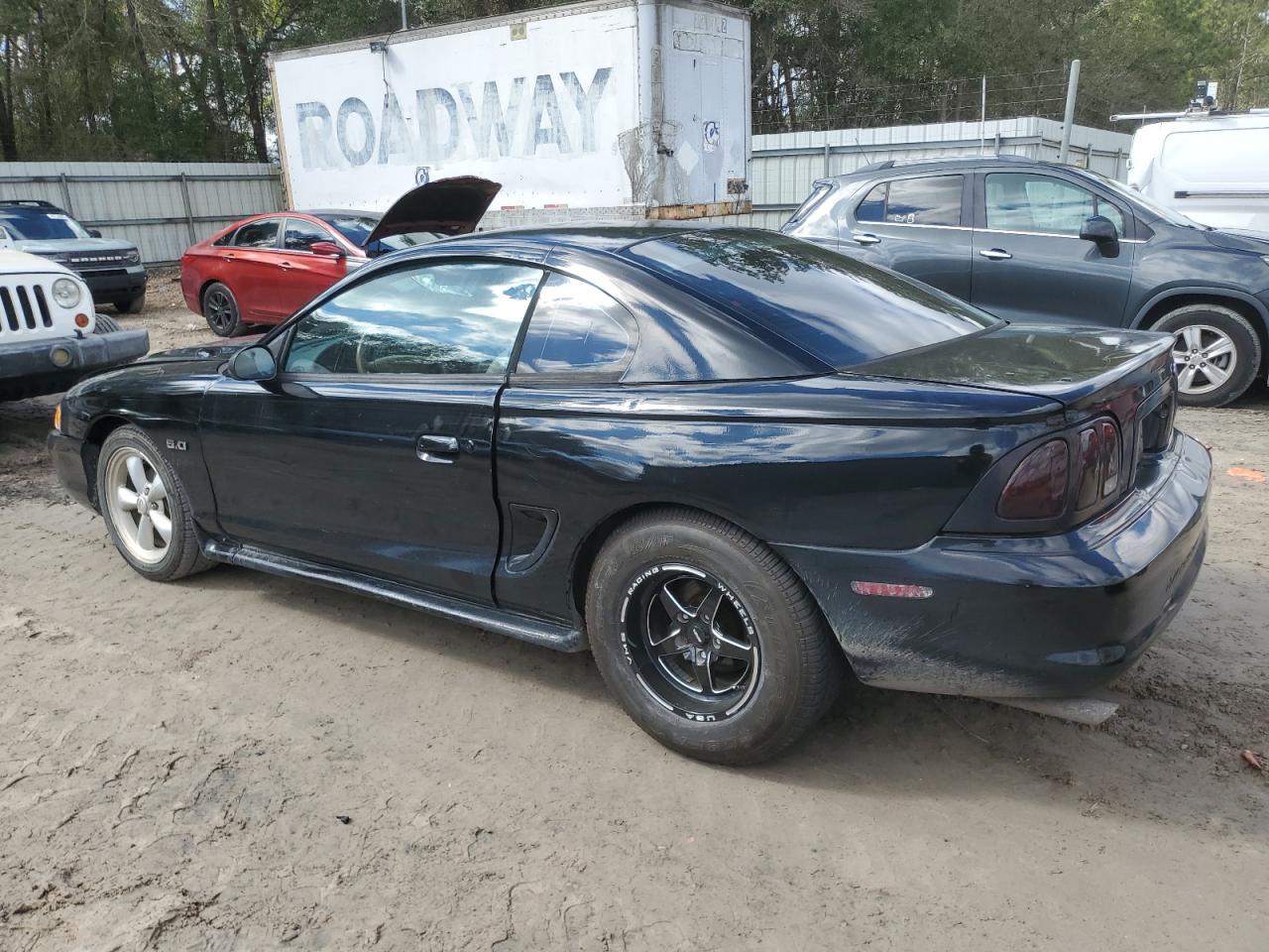 1995 Ford Mustang - Image 2