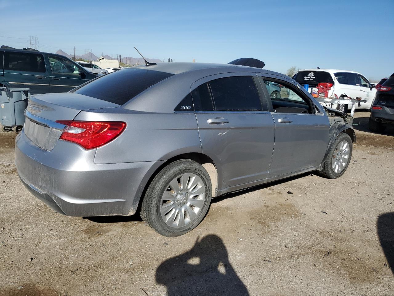 2014 Chrysler 200 - Image 3